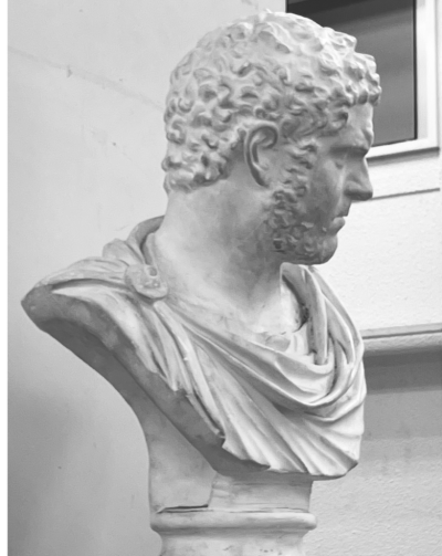 石膏像ミケランジェロのカラカラ帝石像のデッサン